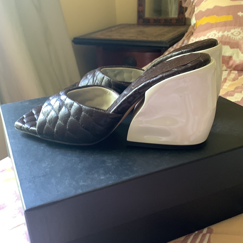 Tibi Kenji sculpted heel mule, NWOT, Size 40. $65 - Picture 2 of 7